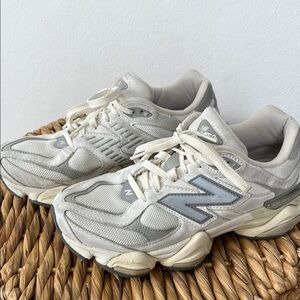 New Balance Women's White/Light Gray Athletic Sneakers